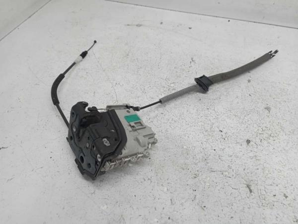 SERRURE DE PORTE AVANT DROIT AUDI A1 5-PORTE - Vue 2